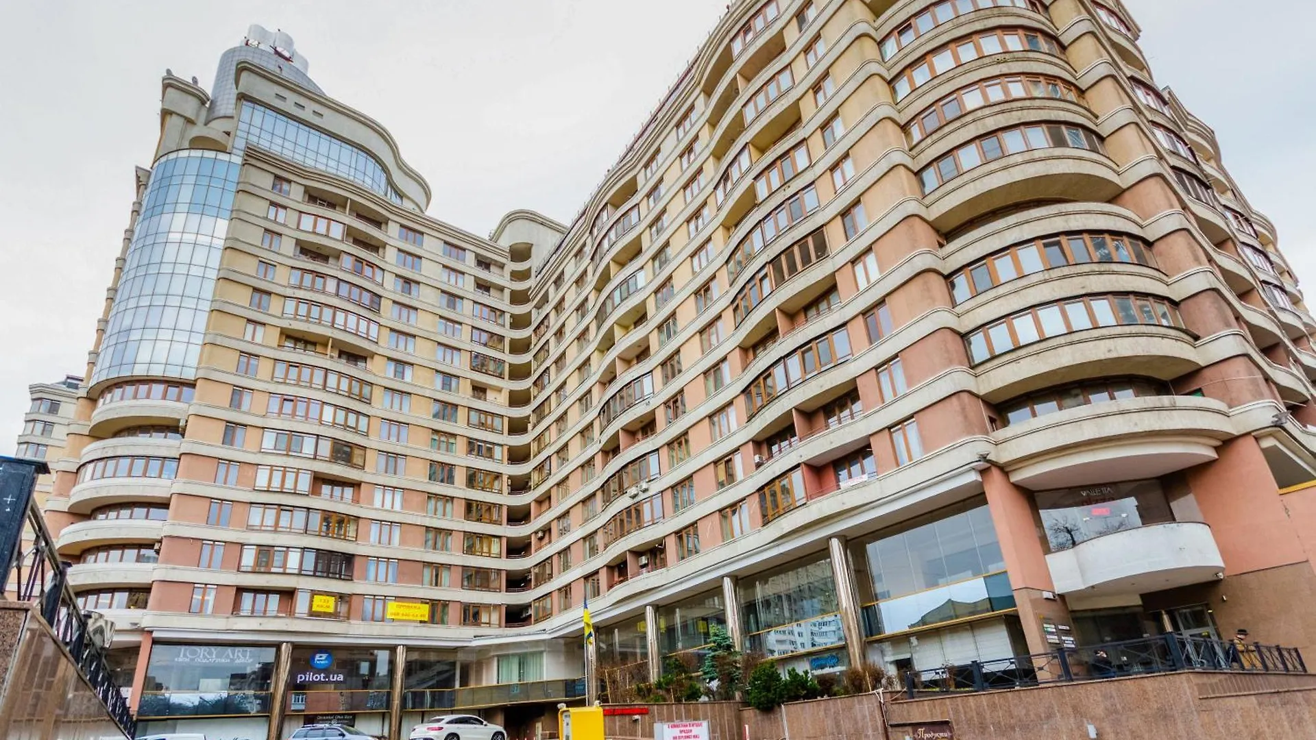 Petrovdom Apartments 14-5 In Rc Diplomat Hall , Zhylianska 59 基輔 乌克兰